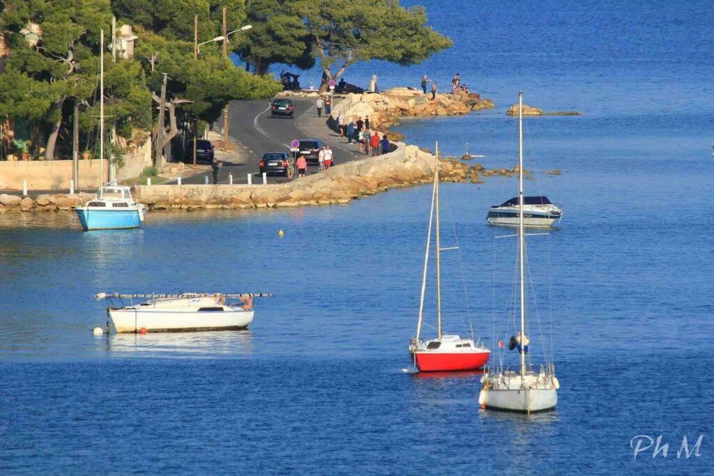 Le Dyonisos Et Piscine La Seyne-sur-Mer Exterior foto